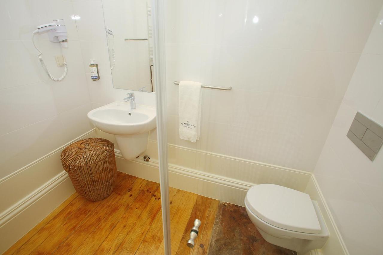 Nº 91 - Almirante Guest House Porto Room photo